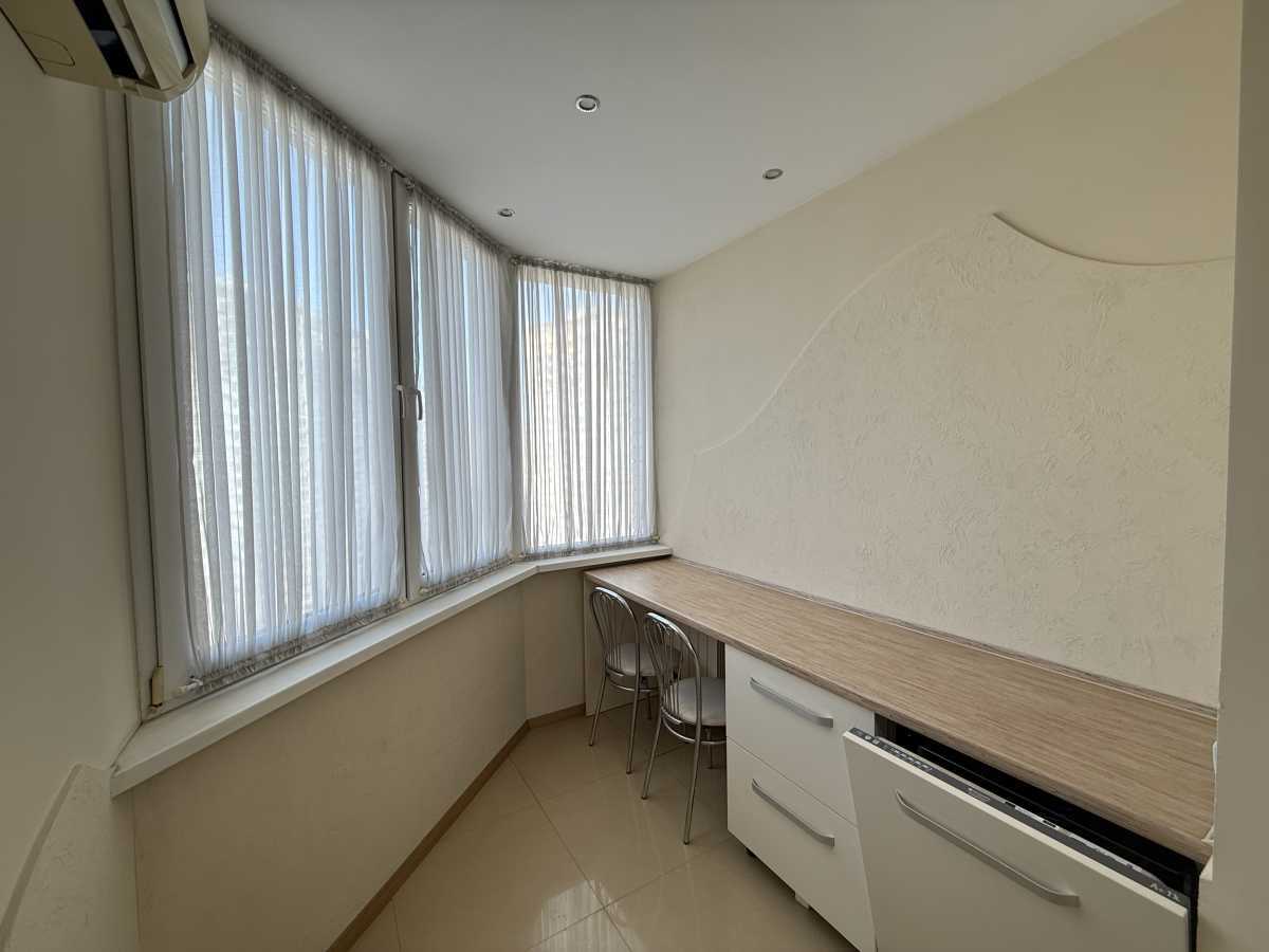 Аренда 3-комнатной квартиры 105 м², Анны Ахматовой ул., 31