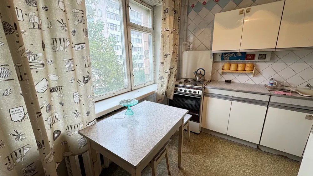Продажа 2-комнатной квартиры 57.2 м²
