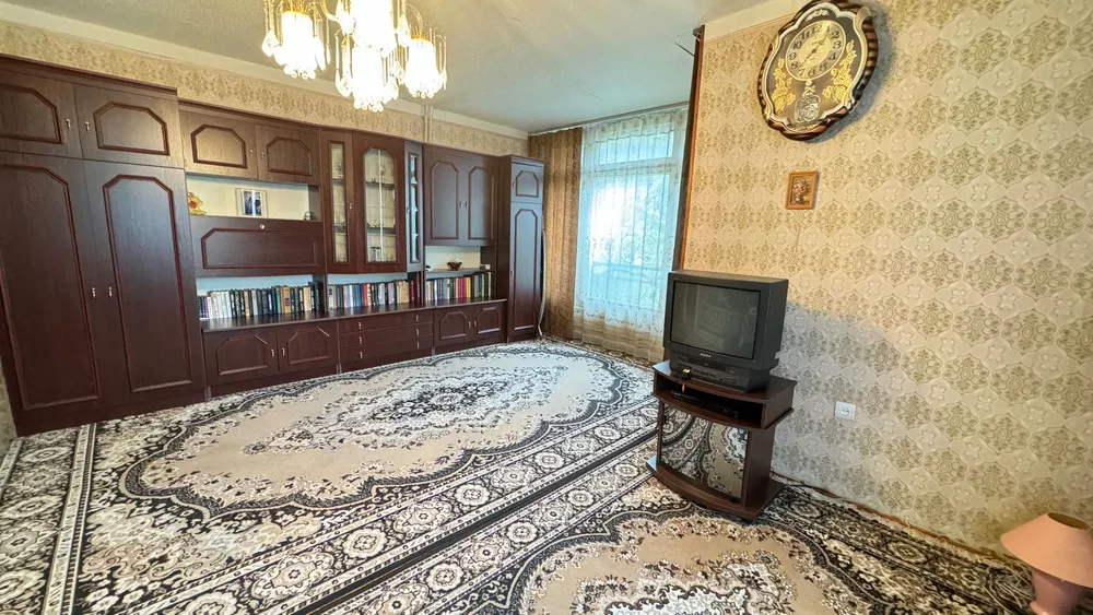 Продажа 2-комнатной квартиры 57.2 м²