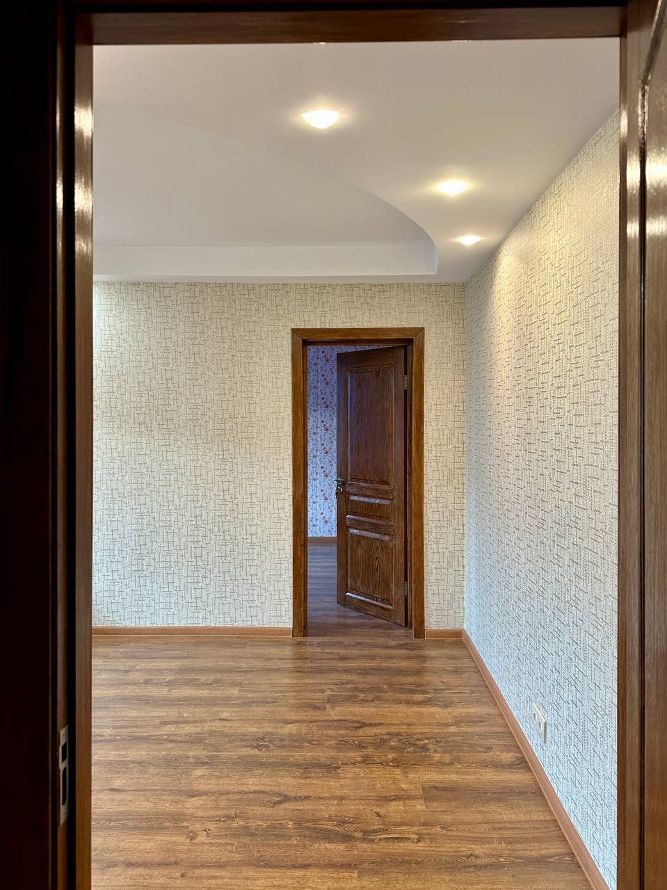 Продажа 3-комнатной квартиры 58 м², Победы просп., 17