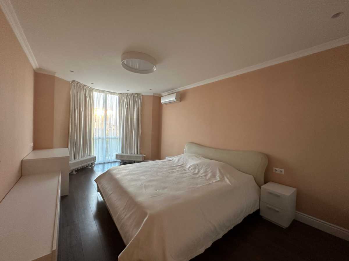 Оренда 2-кімнатної квартири 110 м², Коперника вул., 3