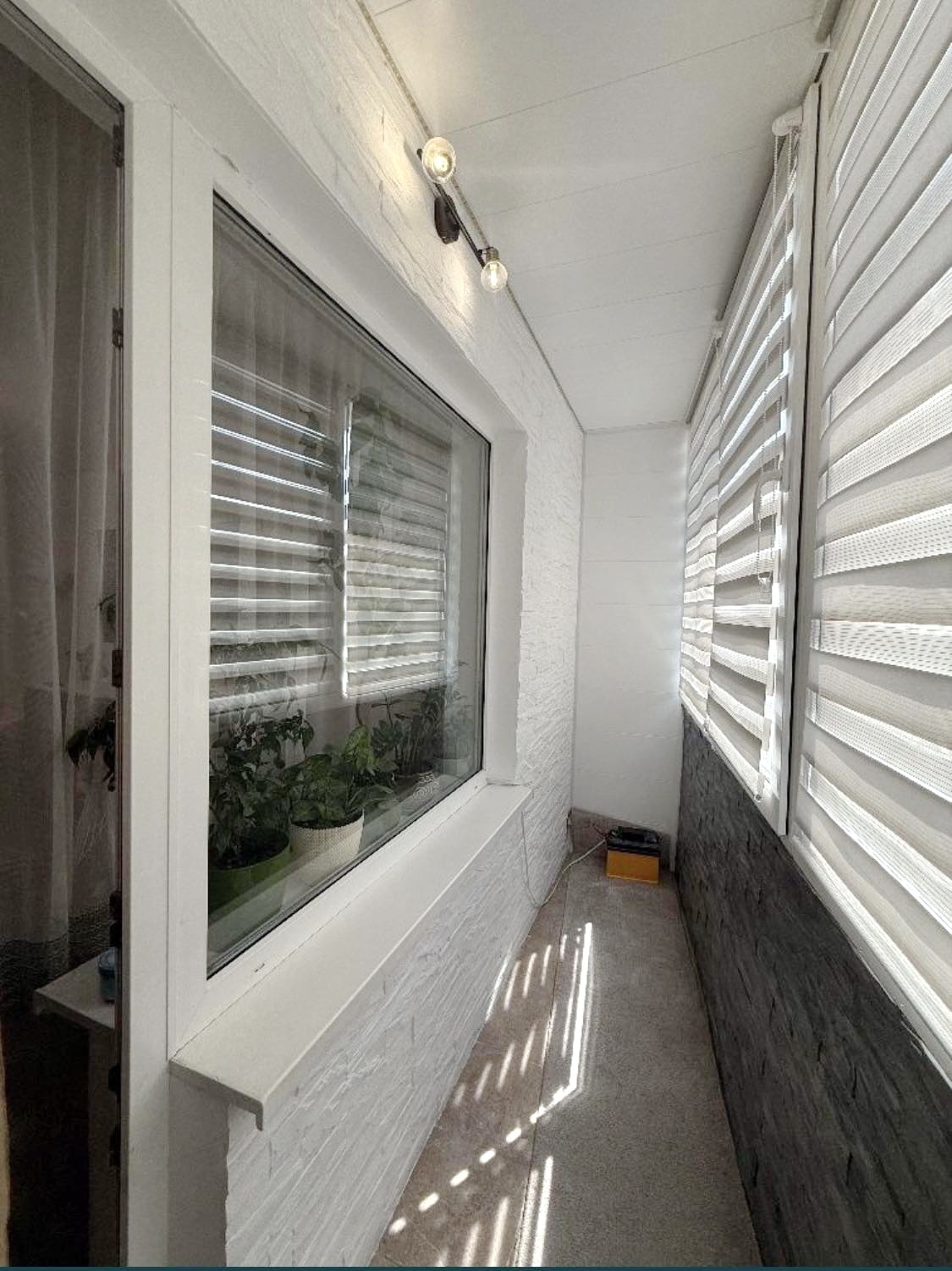 Продажа 2-комнатной квартиры 54 м², Лазурная ул.