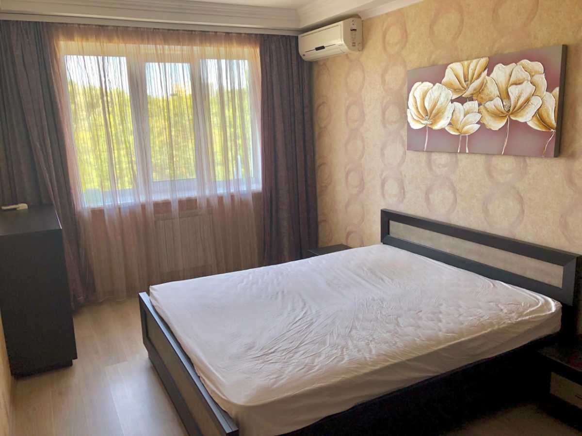 Оренда 3-кімнатної квартири 63 м², Брест-Литовський пров., 6/10