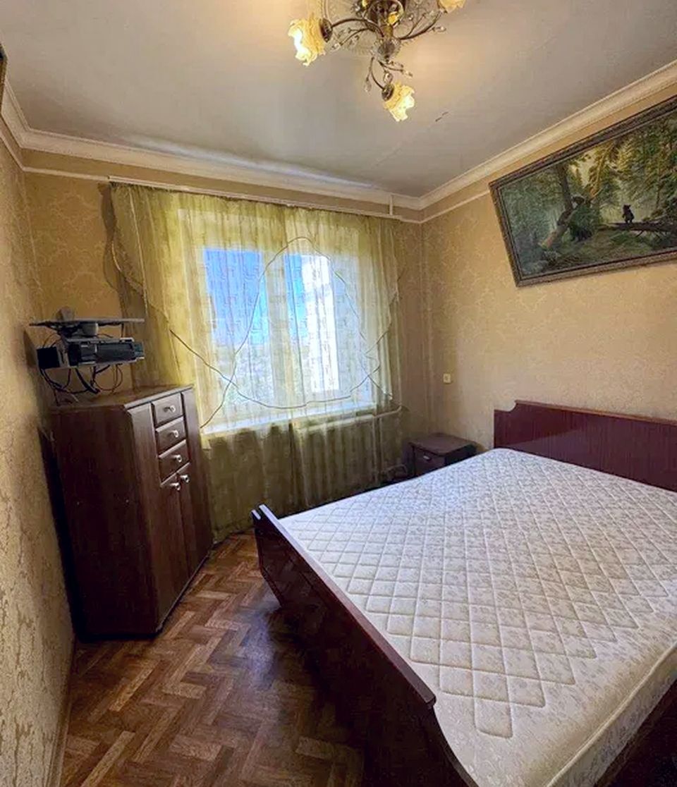 Продажа 3-комнатной квартиры 63 м², Терещенковская ул., 4