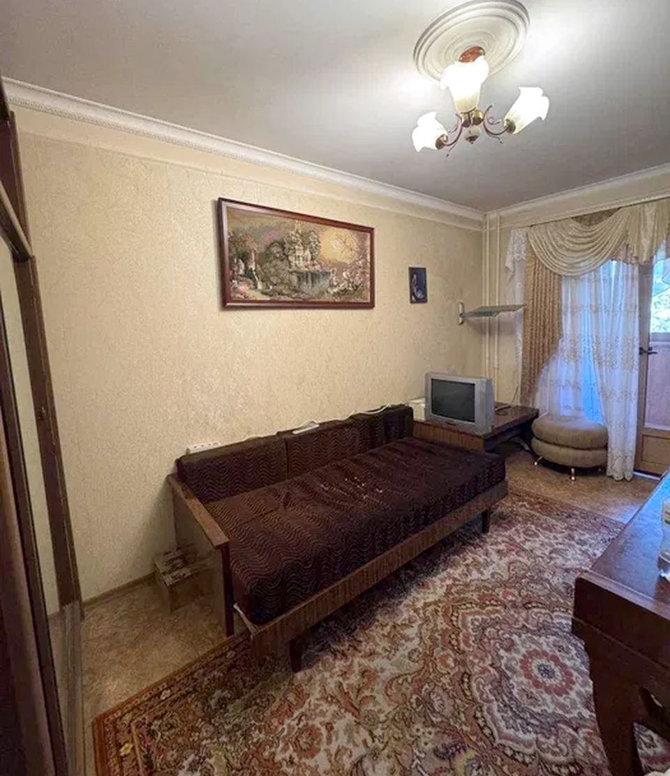 Продажа 3-комнатной квартиры 63 м², Терещенковская ул., 4