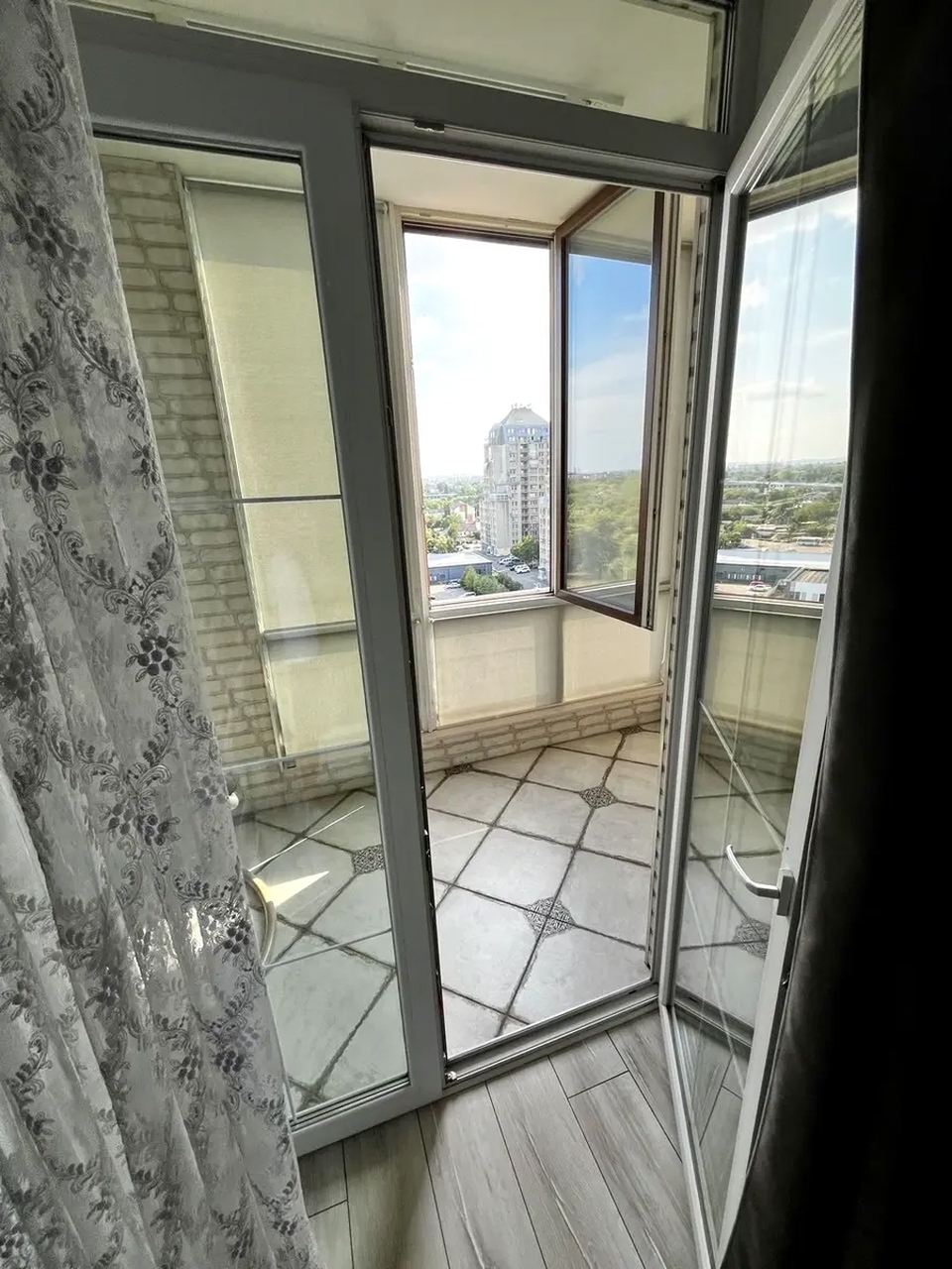 Продажа 3-комнатной квартиры 102 м², ЖК Днепровская Брама, ДОМ 1