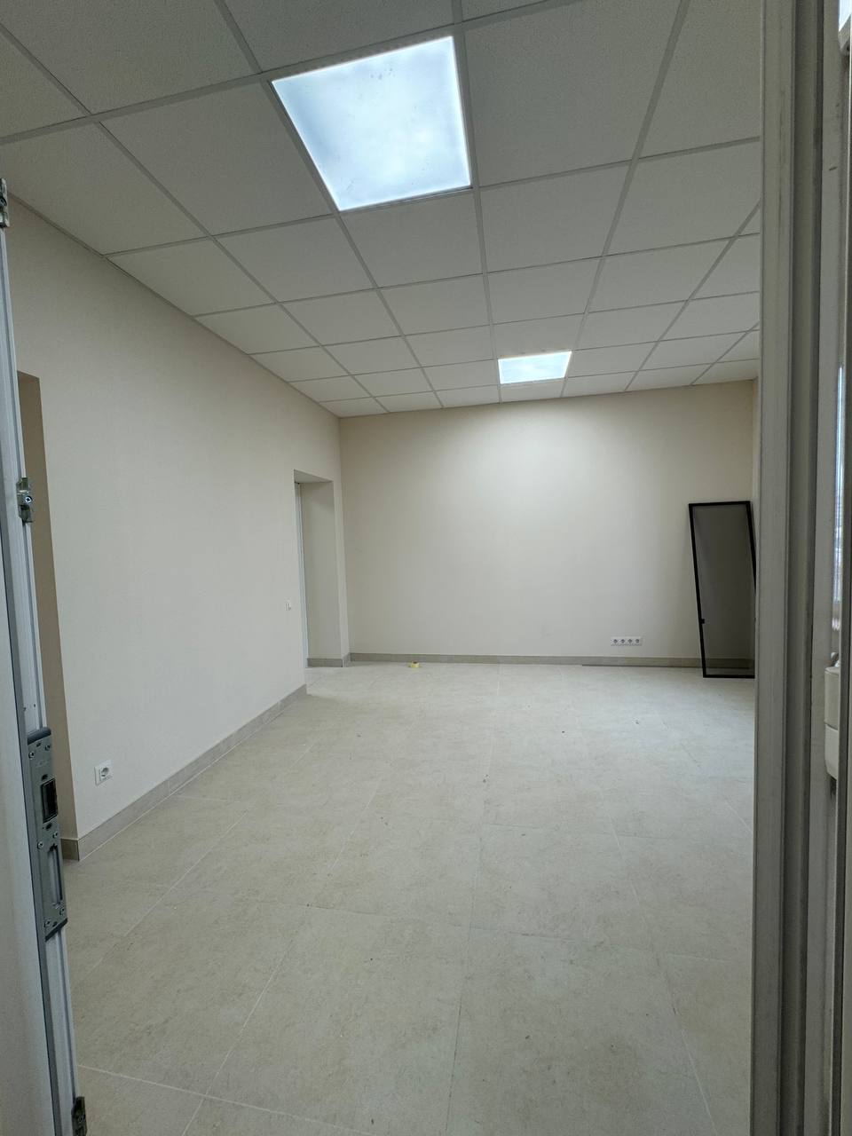 Продажа оздоровительного комплекса 690 м²