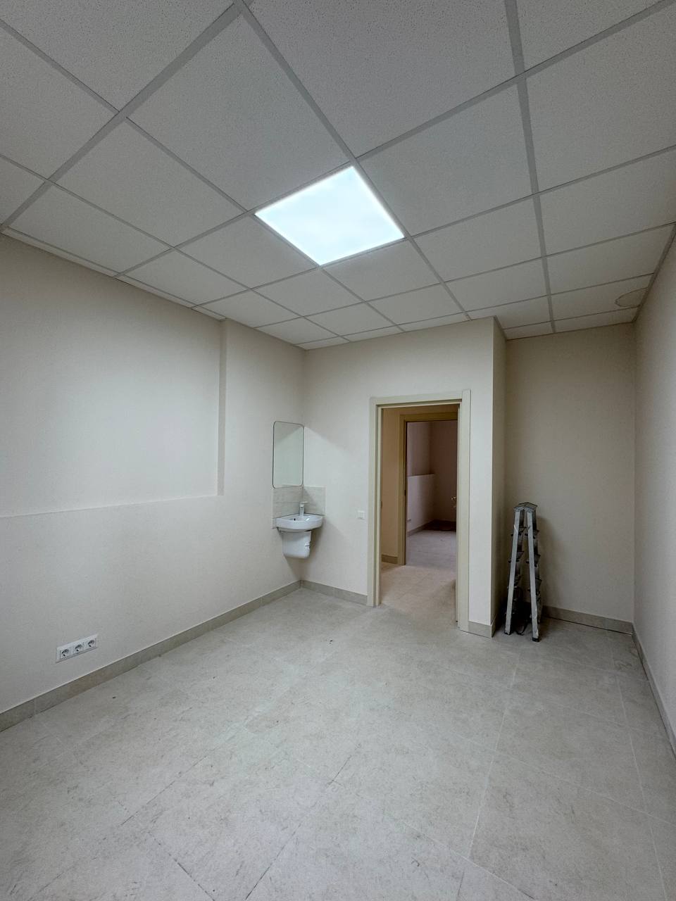 Продажа оздоровительного комплекса 690 м²