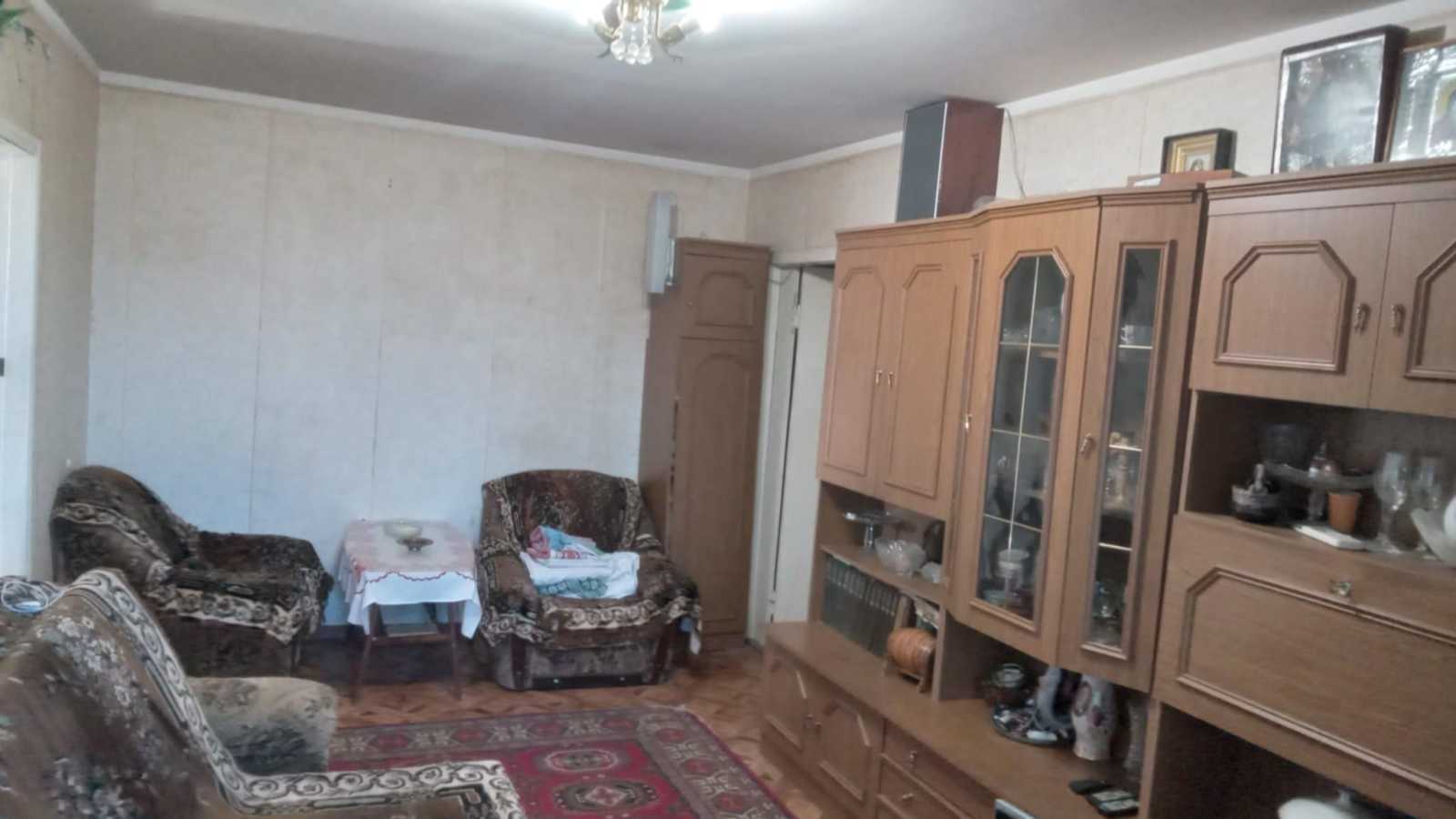 Продажа 4-комнатной квартиры 60 м², Небесной сотни просп., 61