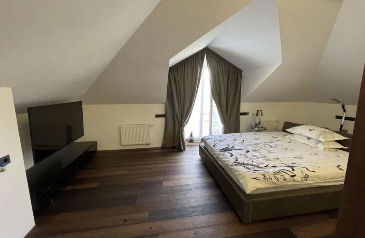 Аренда дома 270 м²