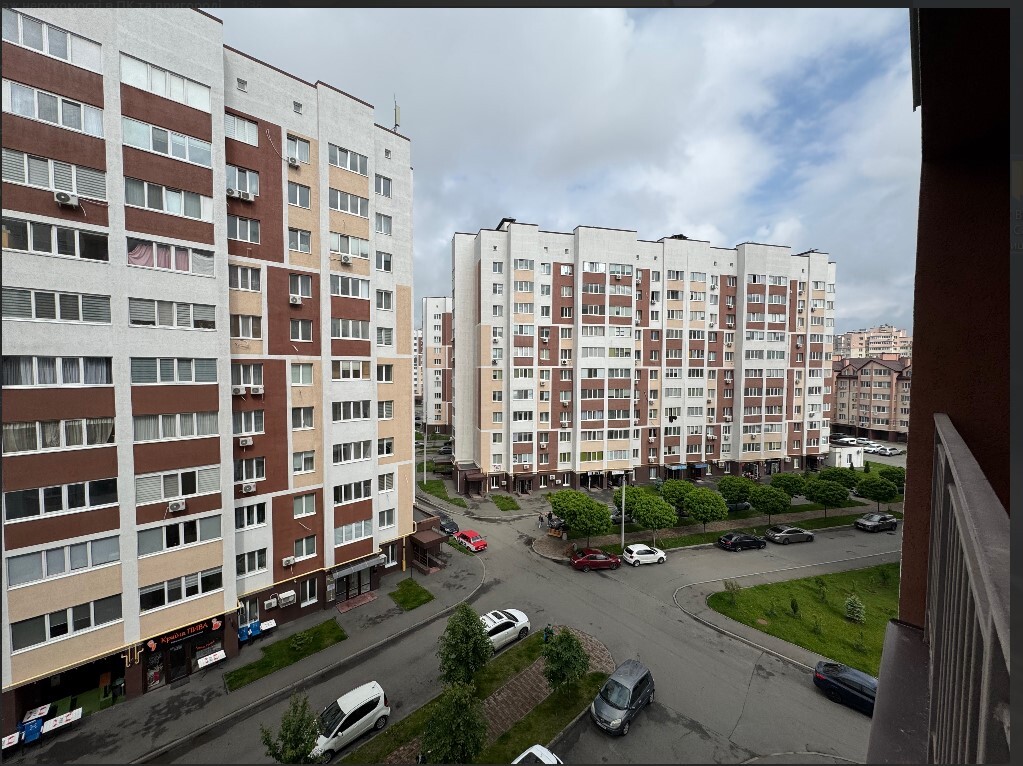 Продажа 1-комнатной квартиры 43.6 м², Вишневая ул., Машинобудівельників