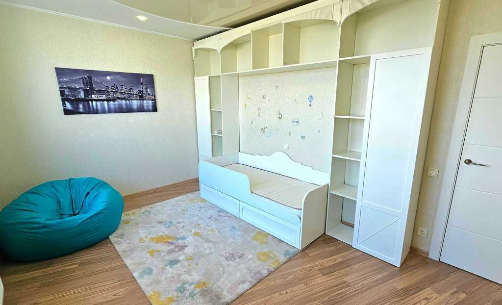 Аренда 3-комнатной квартиры 90 м², Завальная ул., 10Г