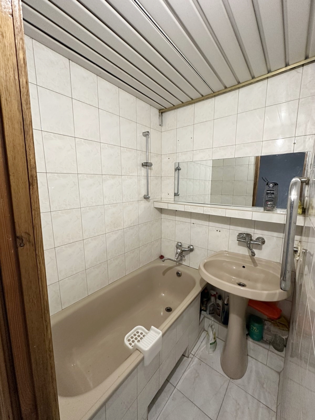 Продаж 3-кімнатної квартири 70 м², Перемоги просп., 95