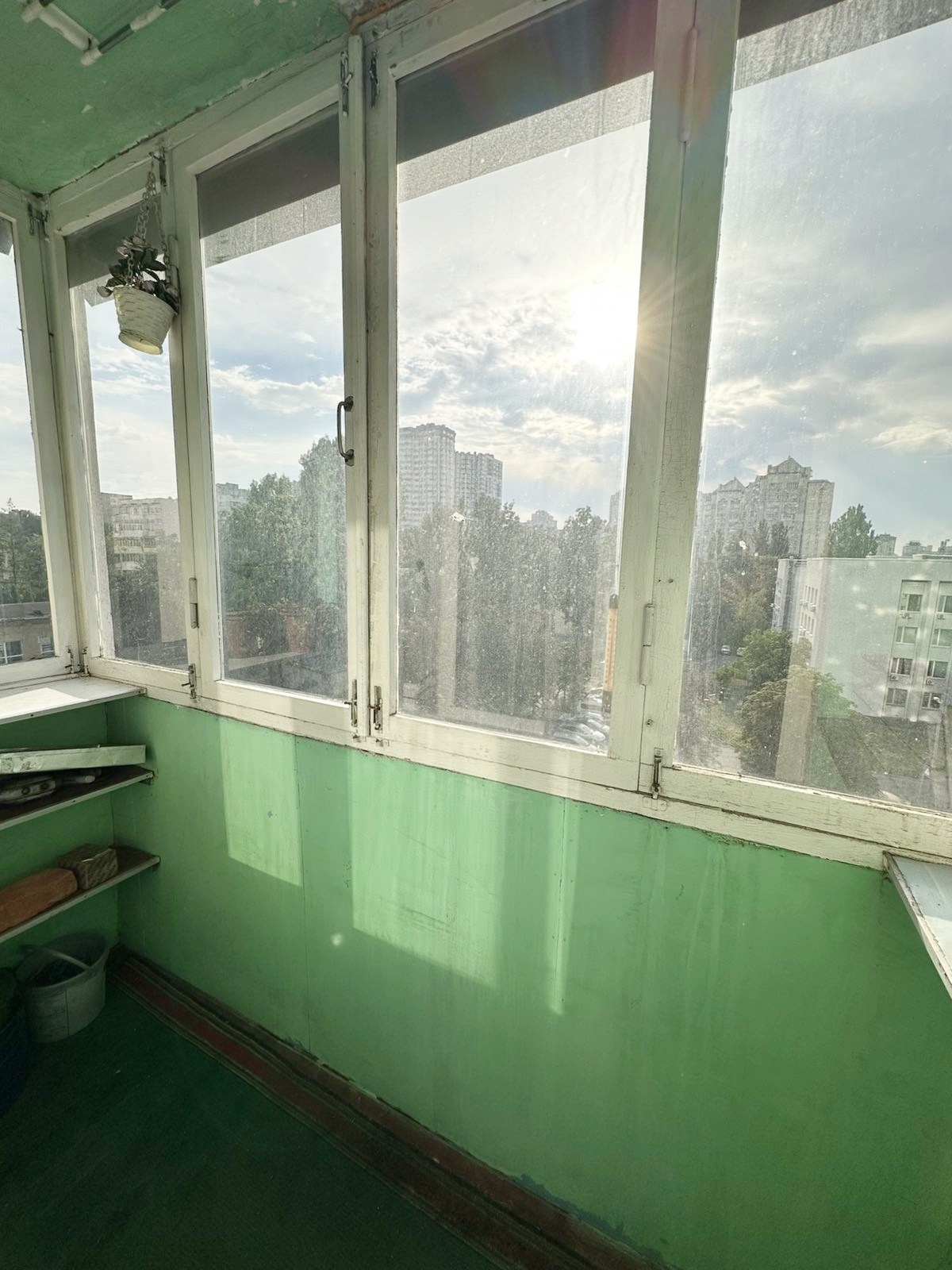 Продаж 3-кімнатної квартири 70 м², Перемоги просп., 95