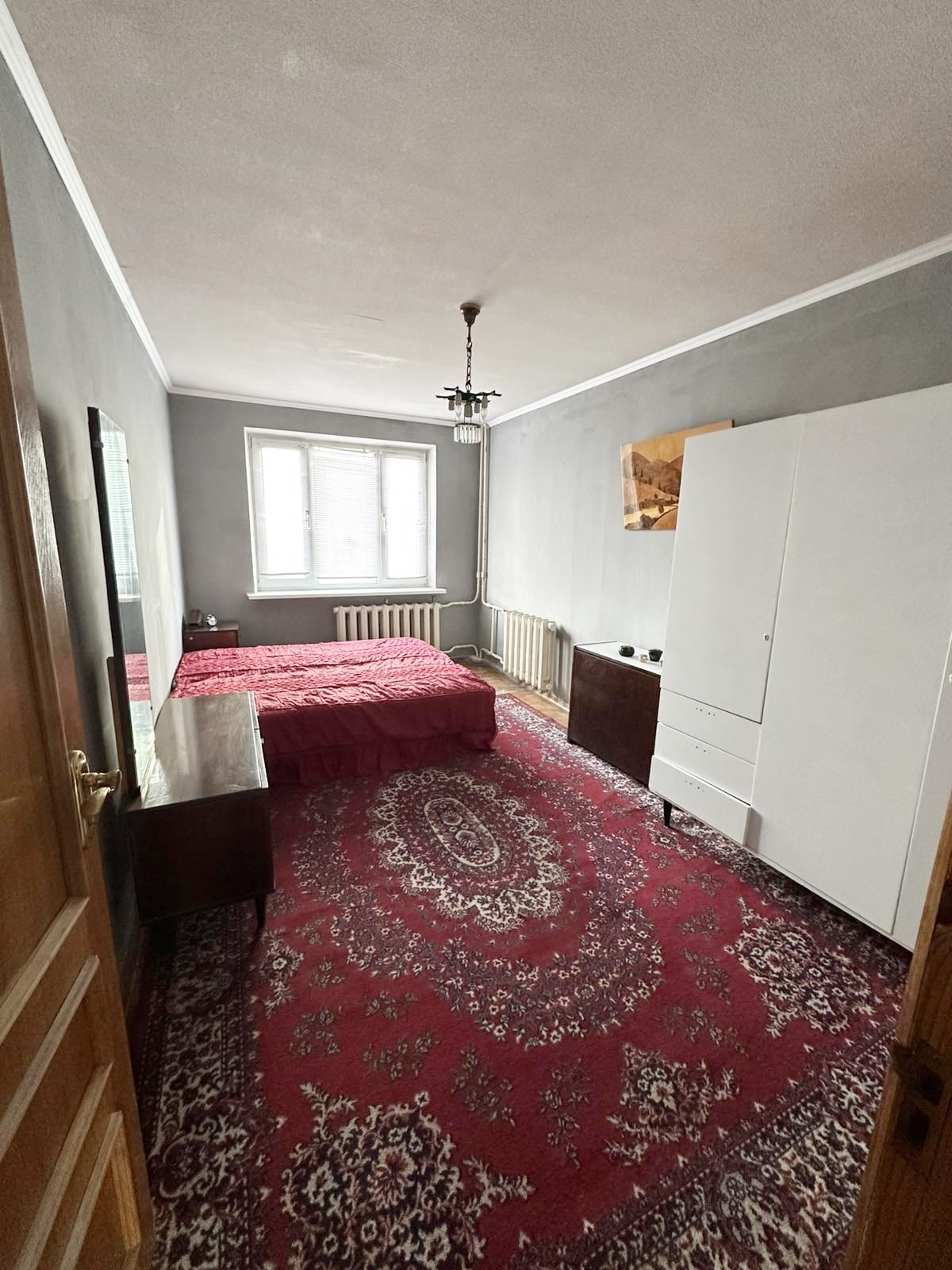 Продаж 3-кімнатної квартири 70 м², Перемоги просп., 95