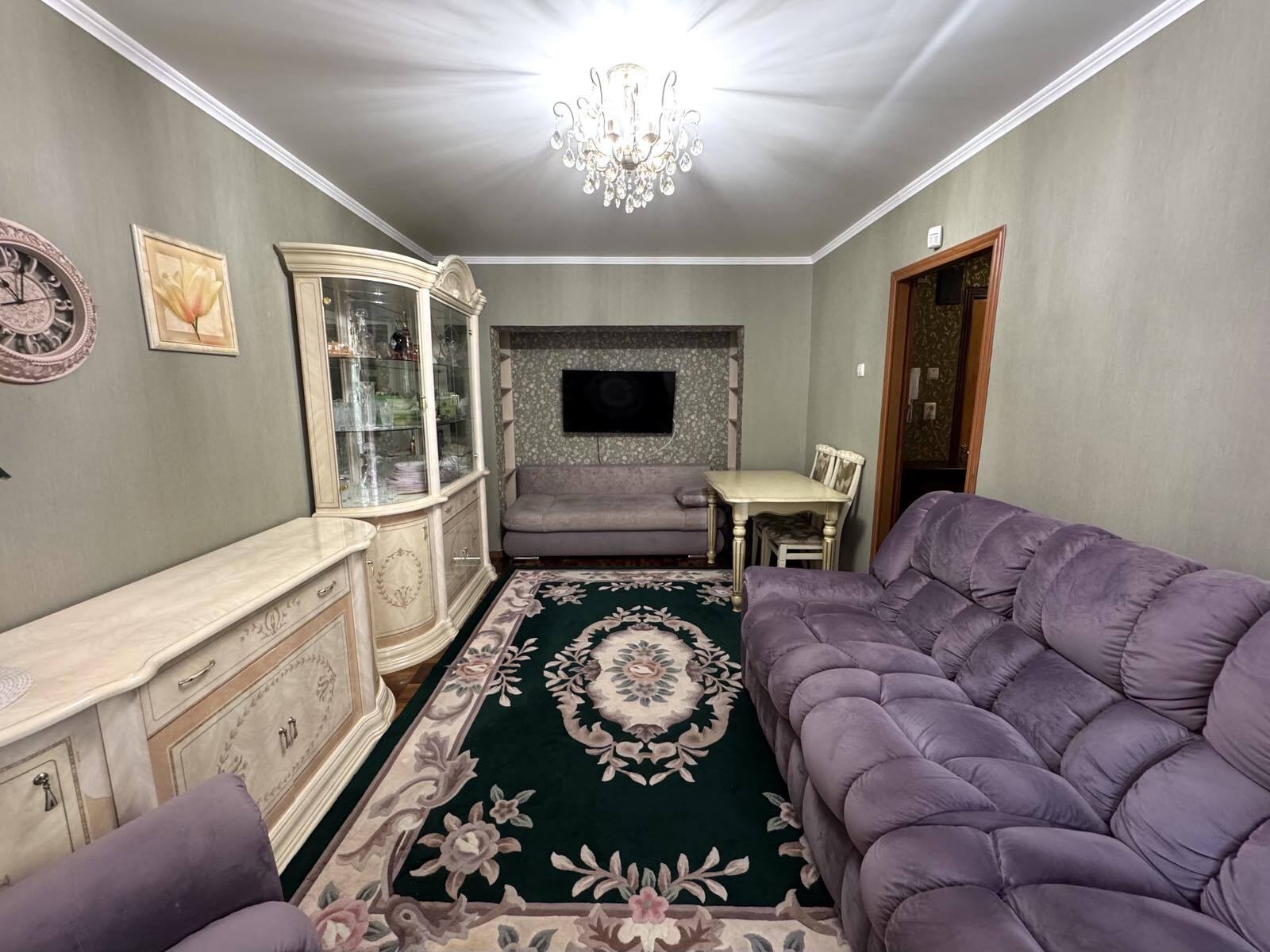 Продажа 2-комнатной квартиры 52 м², Школьная ул.