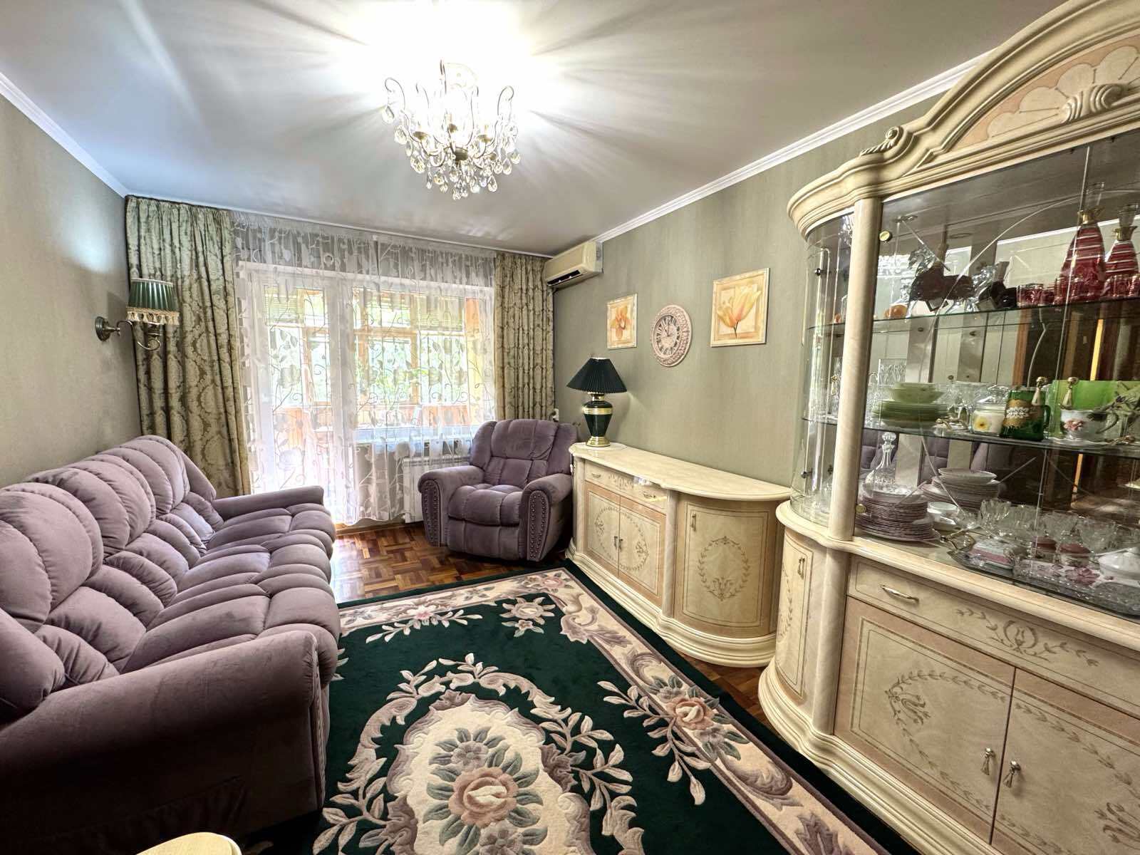 Продажа 2-комнатной квартиры 52 м², Школьная ул.