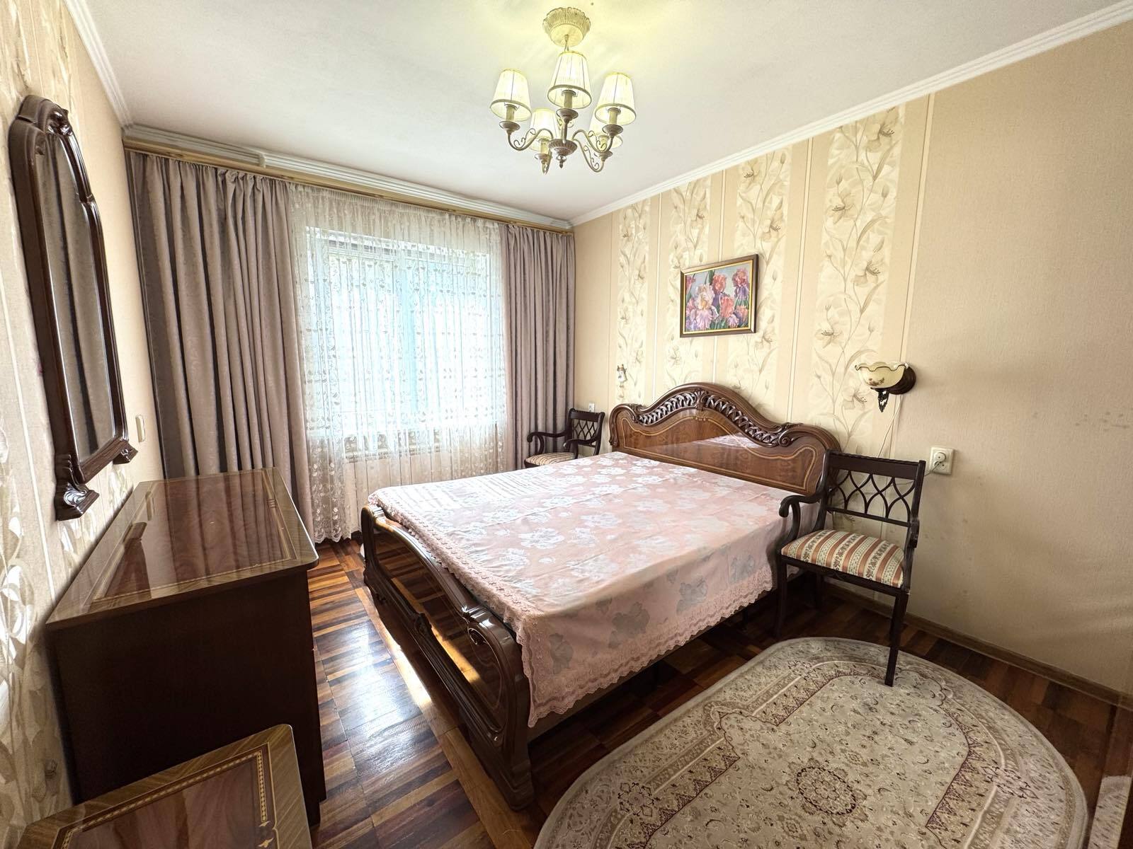 Продажа 2-комнатной квартиры 52 м², Школьная ул.