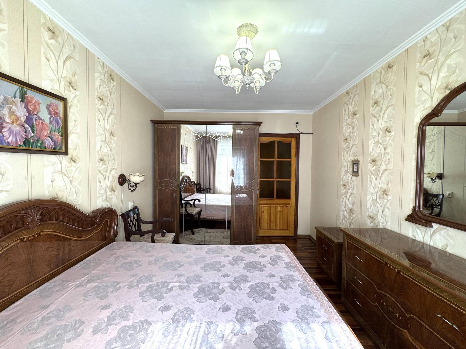 Продажа 2-комнатной квартиры 52 м², Школьная ул.