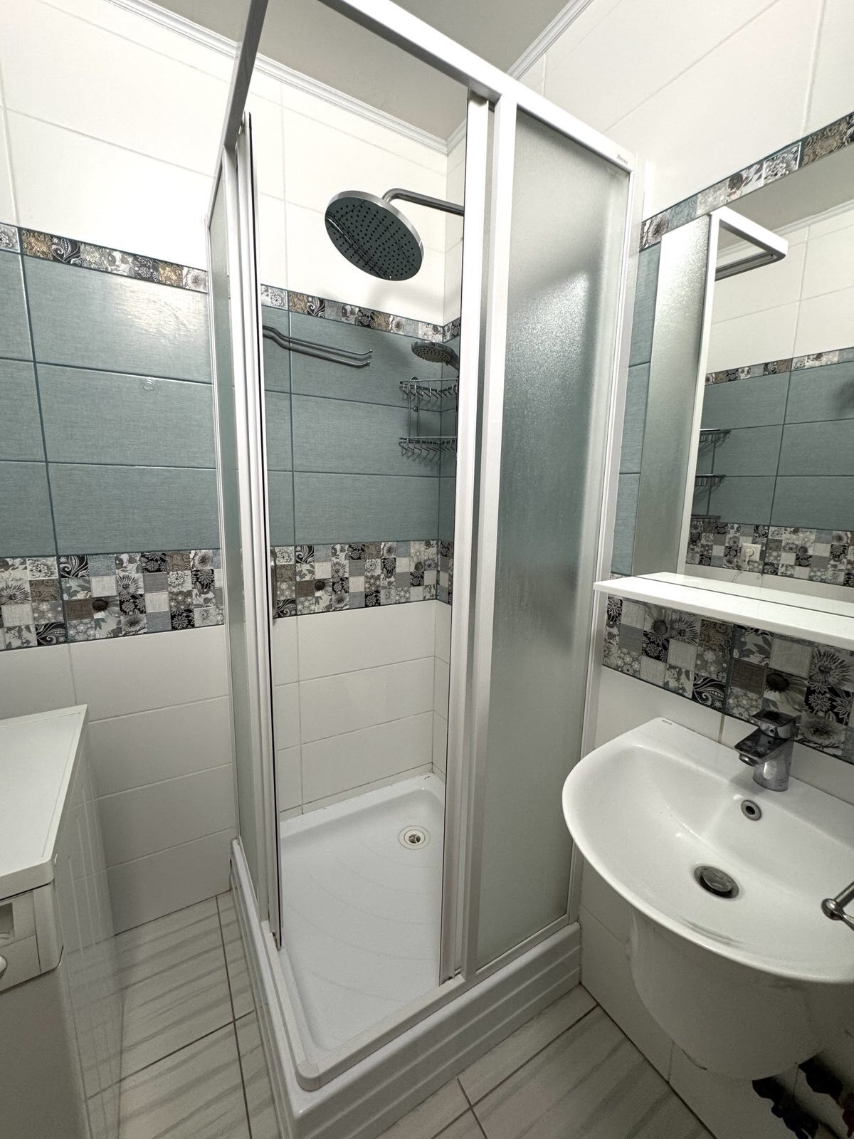 Продажа 2-комнатной квартиры 52 м², Школьная ул.