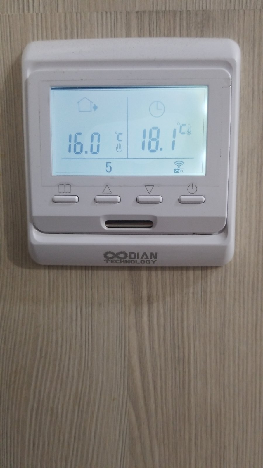Продаж 5-кімнатної квартири 257.9 м², Харківське шосе, 19А