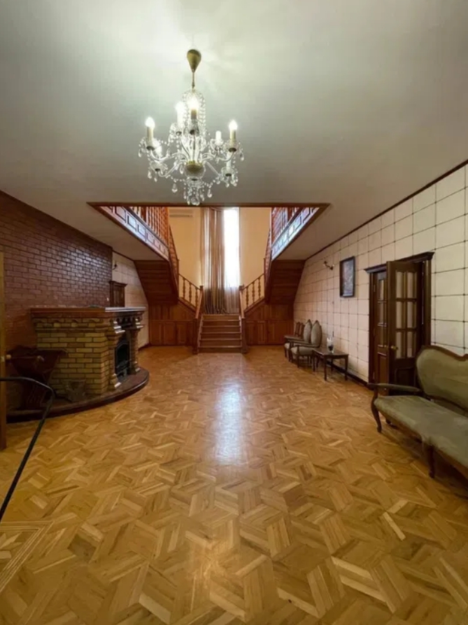 Аренда дома 500 м², Абрикосовая ул.