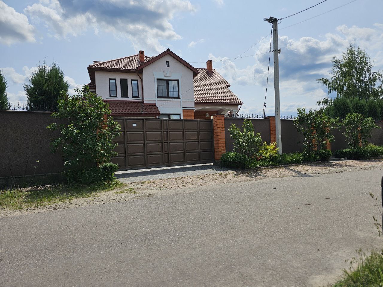 Продажа участка под индивидуальное жилое строительство 28 соток, Захватівська