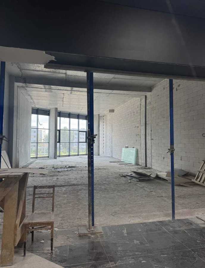 Аренда магазина 900 м², Николая Бажана просп., 17