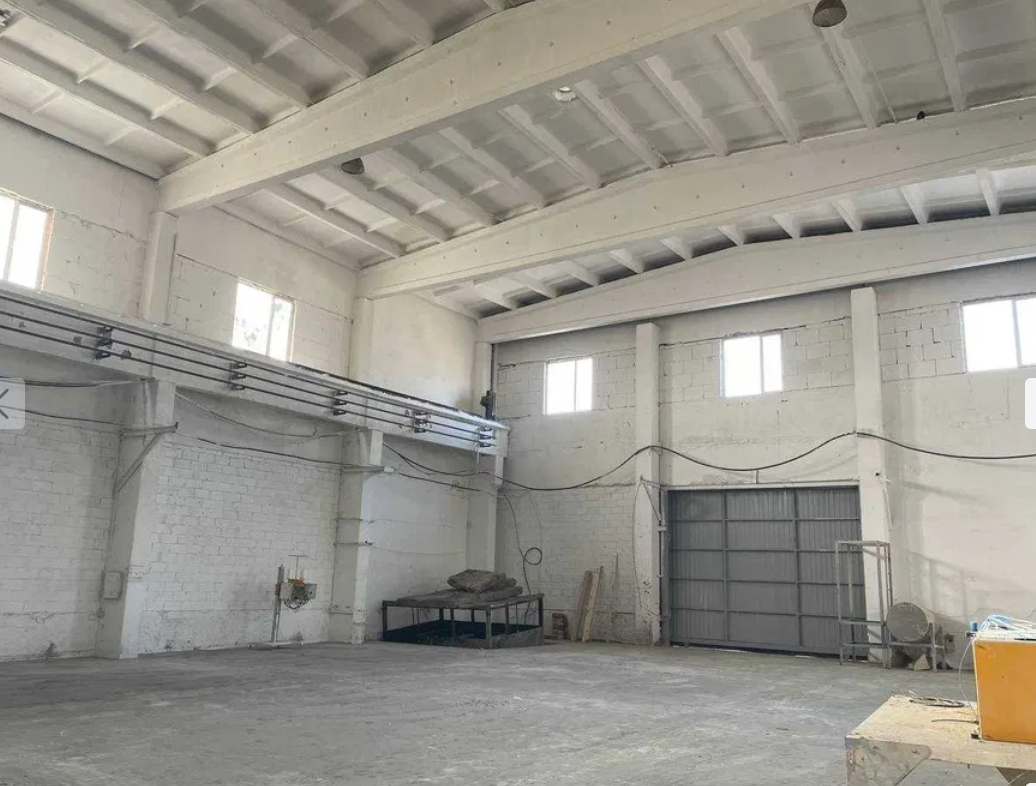 Оренда складу 1520 м², Локомотивная вул.