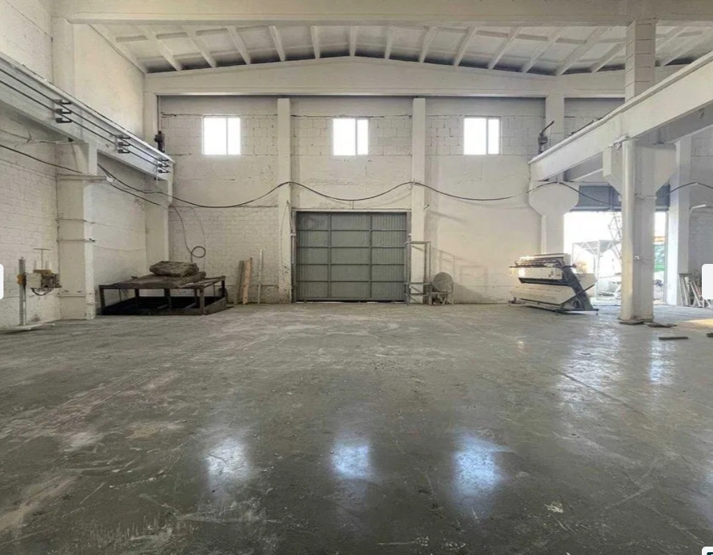 Оренда складу 1520 м², Локомотивная вул.
