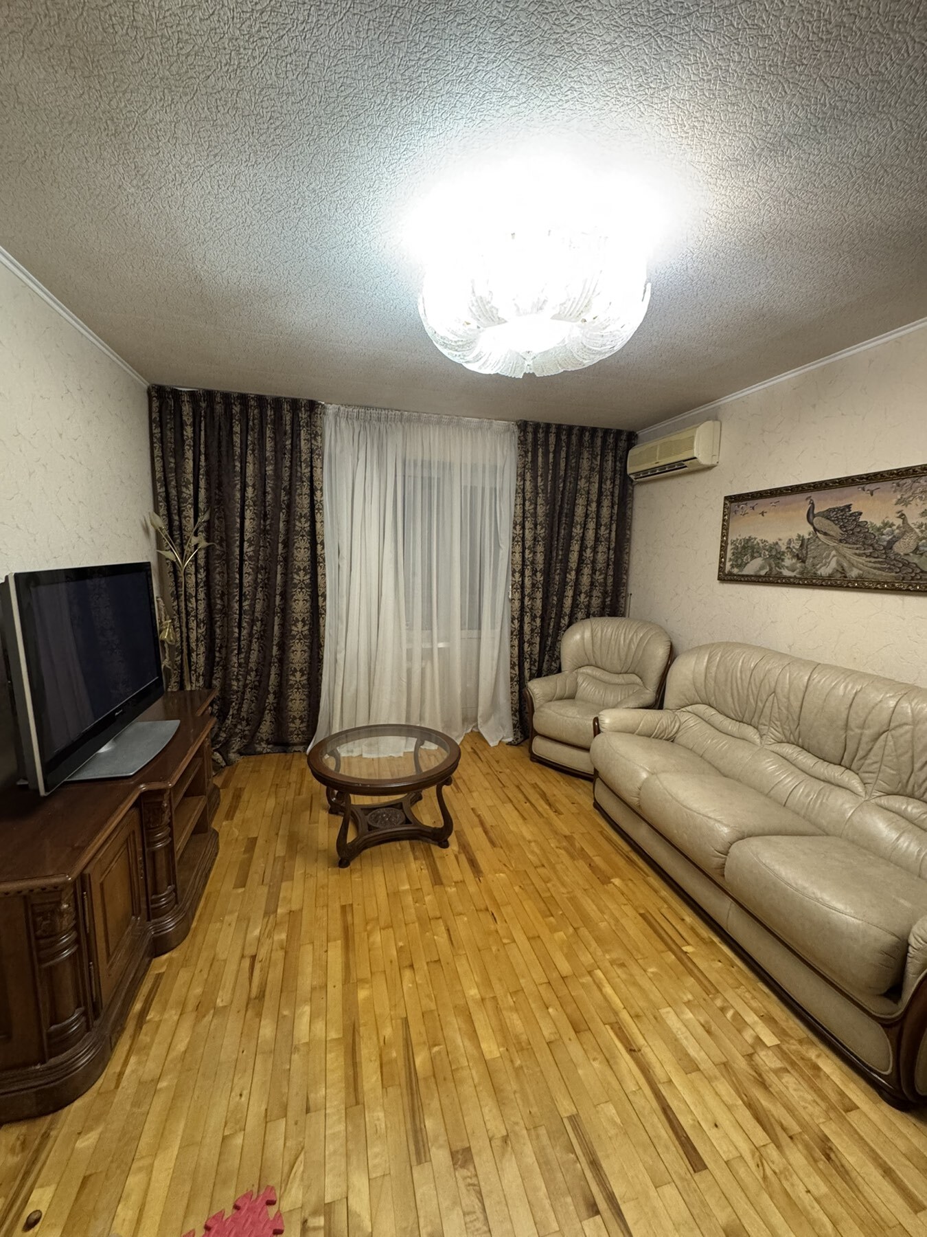 Аренда 3-комнатной квартиры 78 м², Менахем-Мендл Шнеерсона ул.