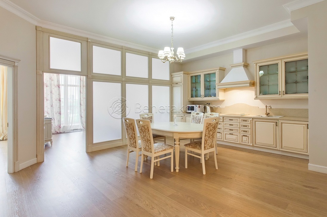 Продажа 3-комнатной квартиры 120 м², Аркадиевский пер., 5/3