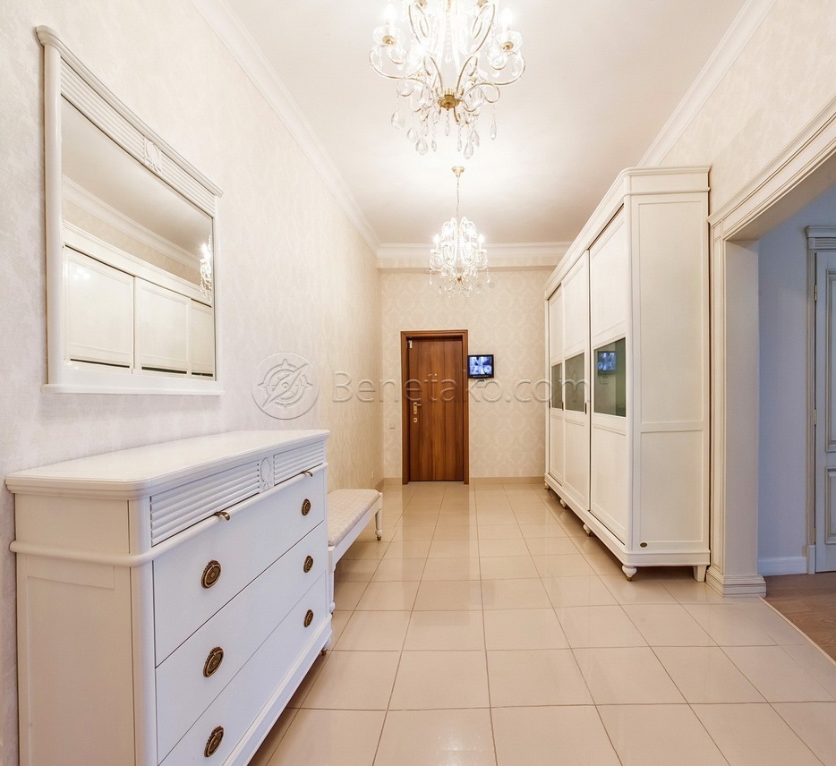 Продажа 3-комнатной квартиры 120 м², Аркадиевский пер., 5/3