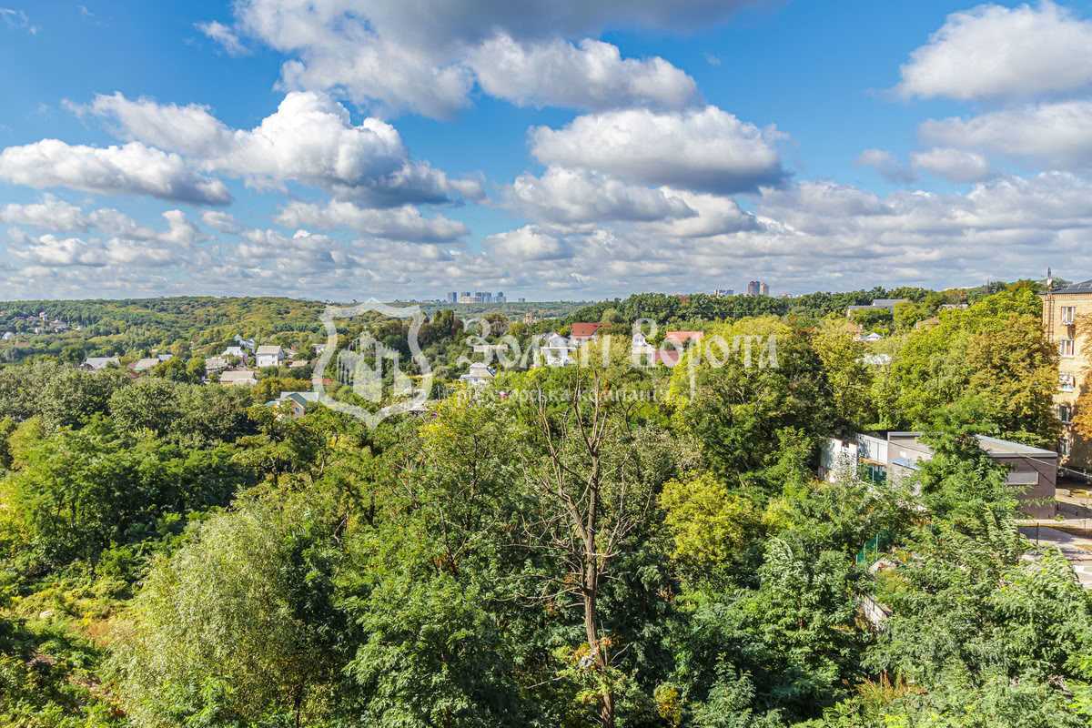 Продажа 1-комнатной квартиры 42.2 м², Науки просп., 58в