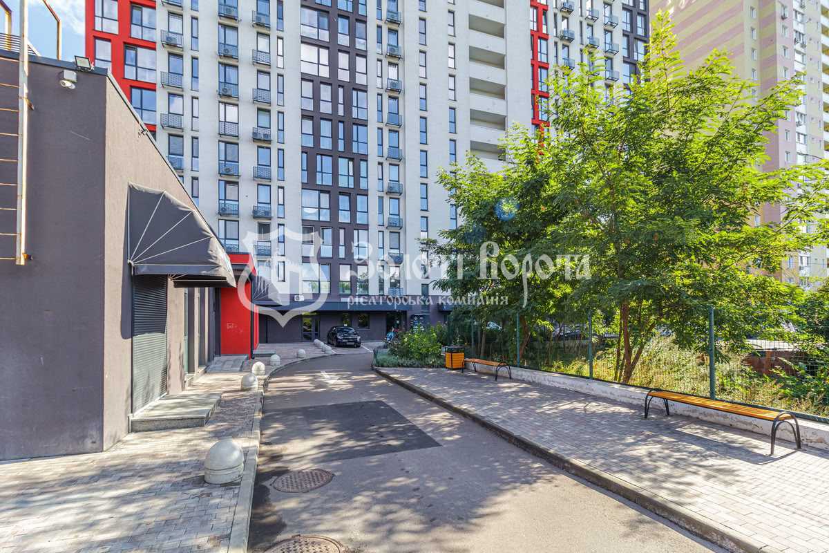 Продажа 2-комнатной квартиры 60.8 м², Науки просп., 58в