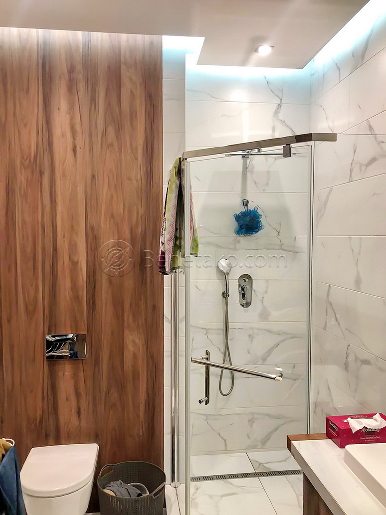 Продажа 3-комнатной квартиры 72 м², Мореходный пер., 2А