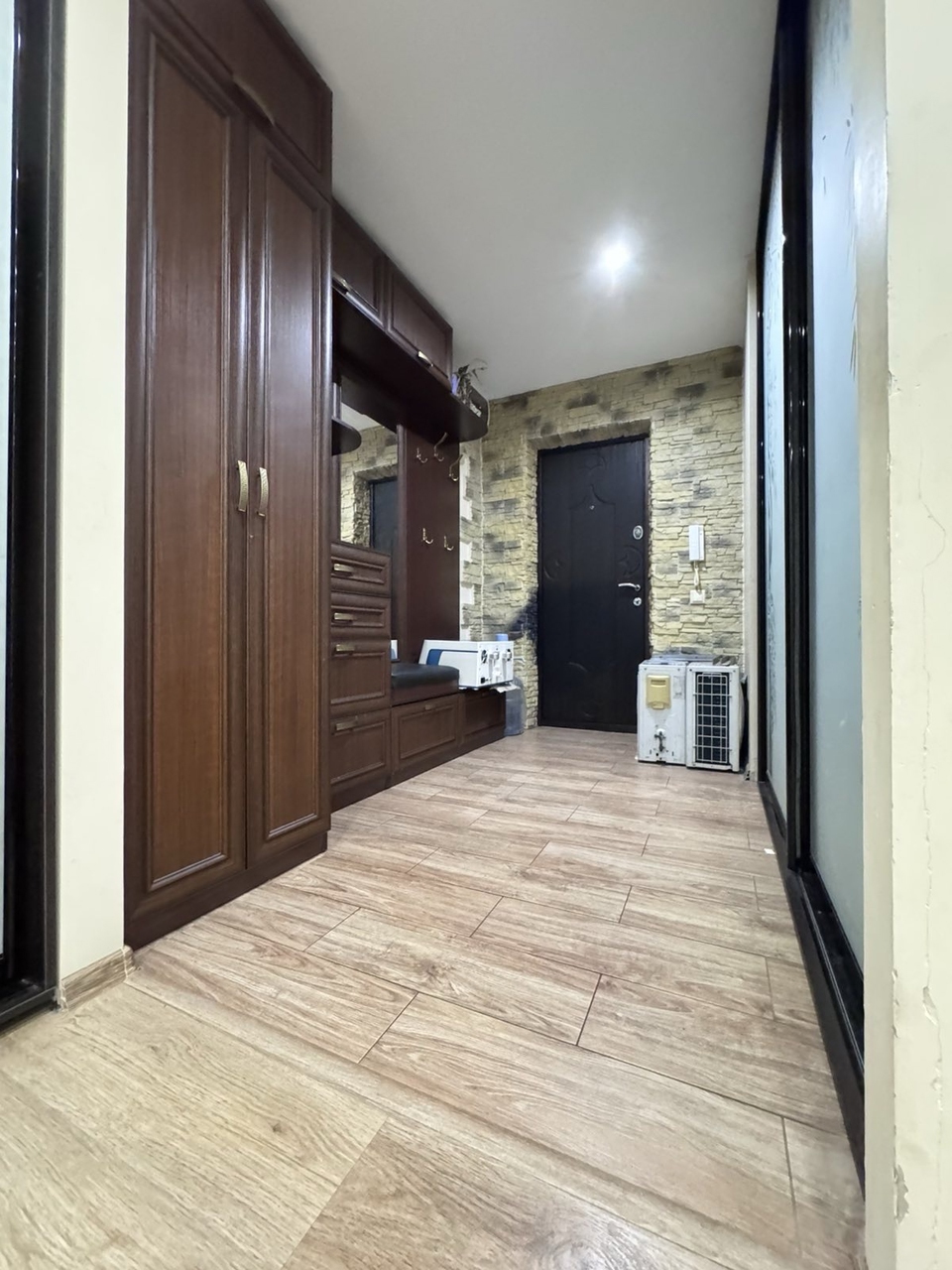 Продажа 3-комнатной квартиры 70 м², Терещенковская ул., 2