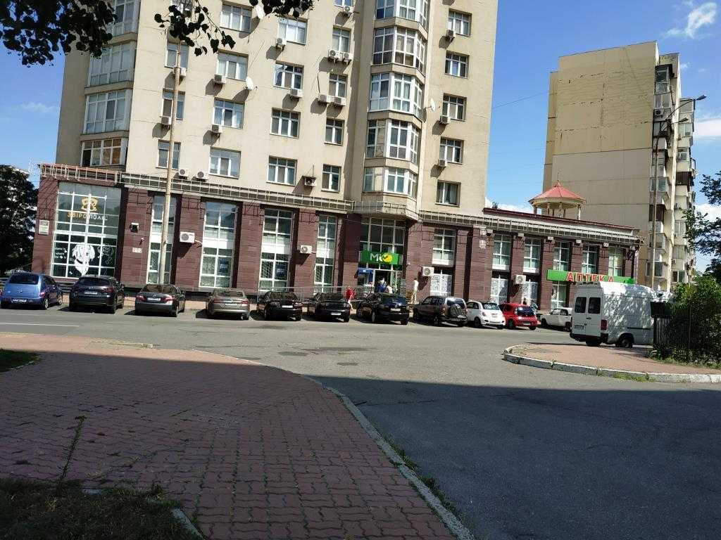 Аренда другого торгового помещения 305 м², Героев Сталинграда просп., 26А