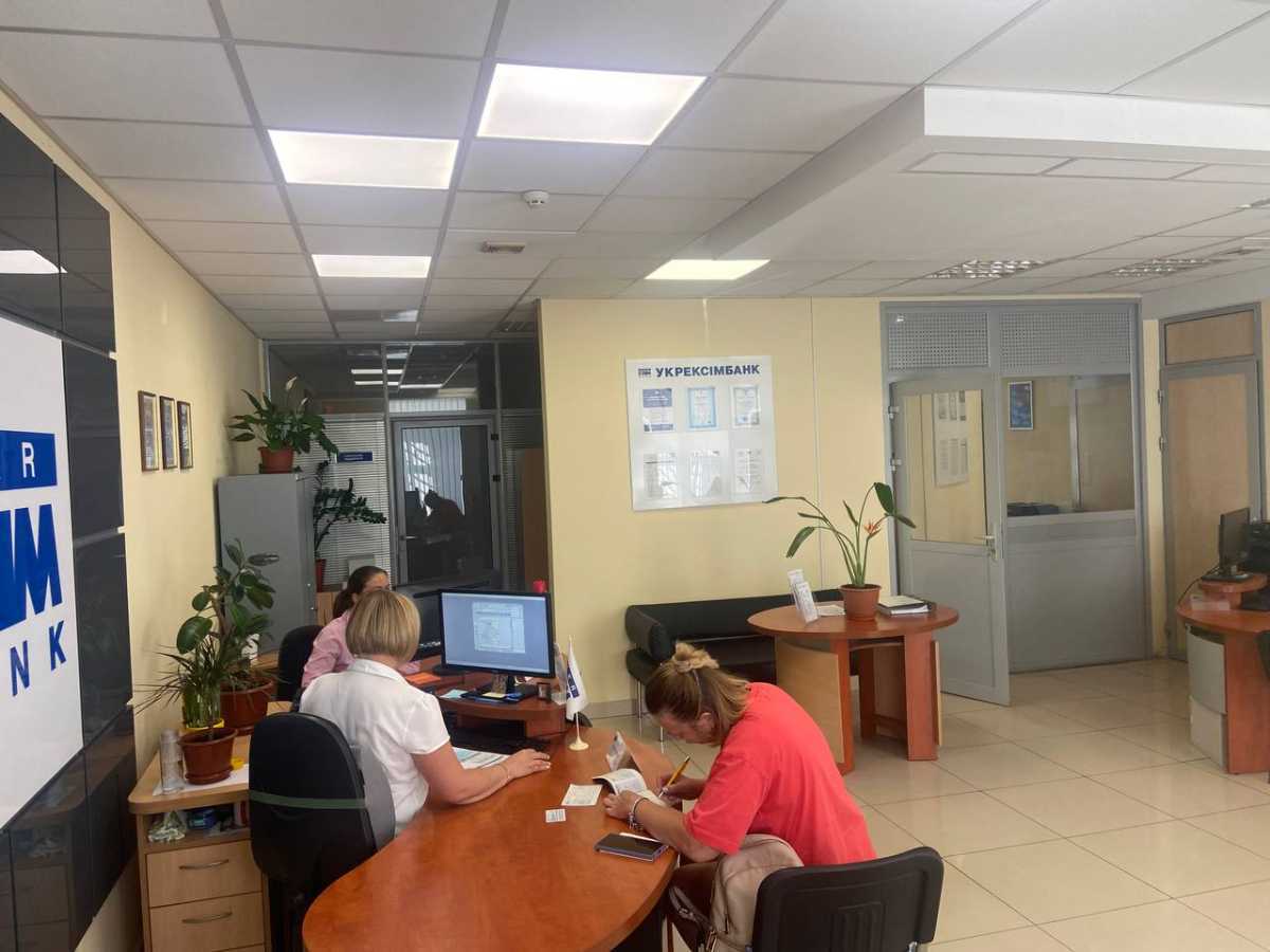 Аренда другого торгового помещения 305 м², Героев Сталинграда просп., 26А