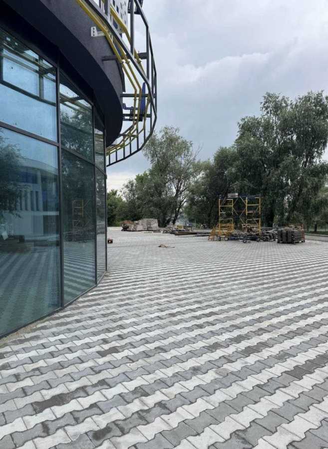 Аренда другого торгового помещения 980 м², Центральная ул., 21
