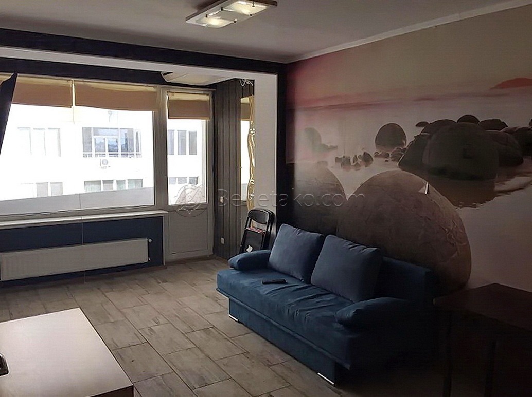 Аренда 3-комнатной квартиры 54 м², Литературная ул., 12