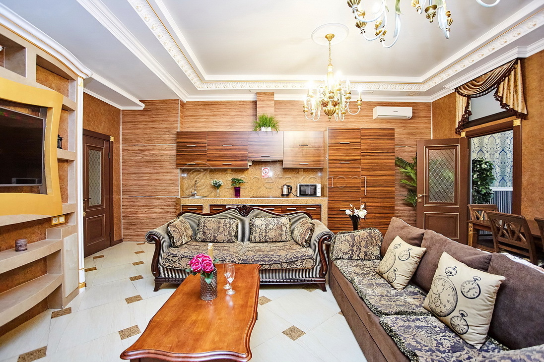 Аренда 4-комнатной квартиры 120 м², Французский бул., 54/23