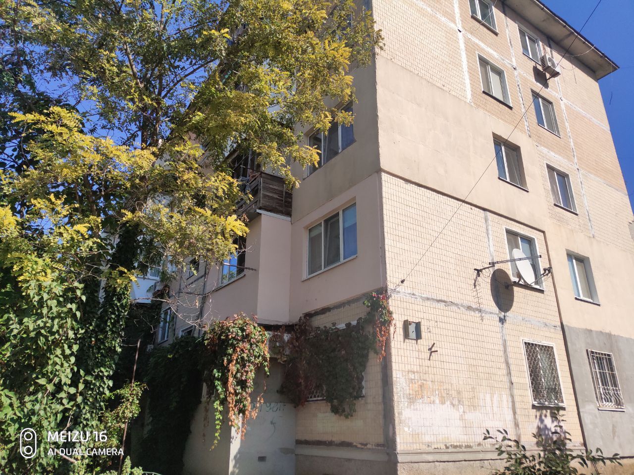 Продажа 4-комнатной квартиры 61 м², Добровольского просп., 151/4