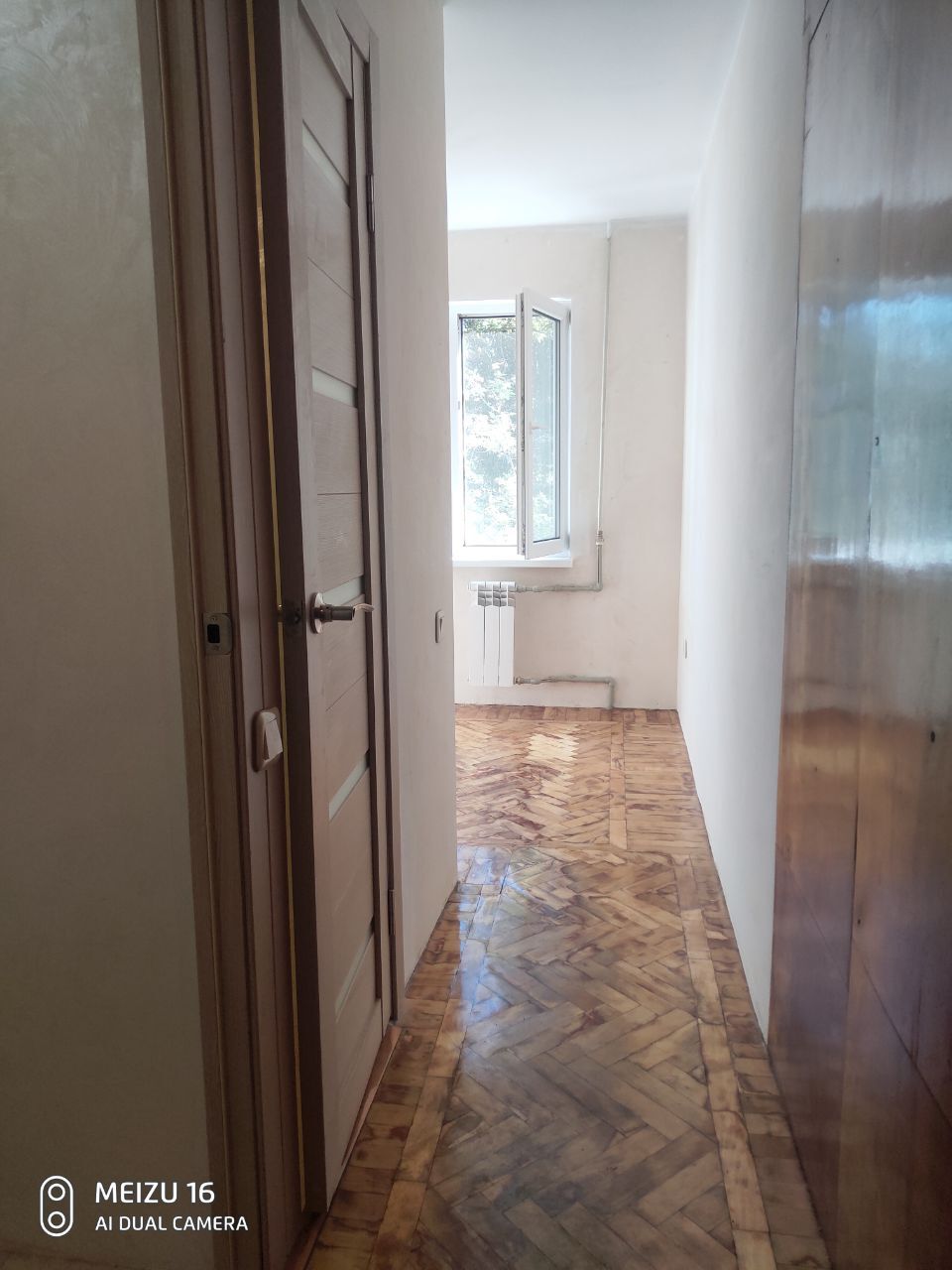 Продажа 4-комнатной квартиры 61 м², Добровольского просп., 151/4