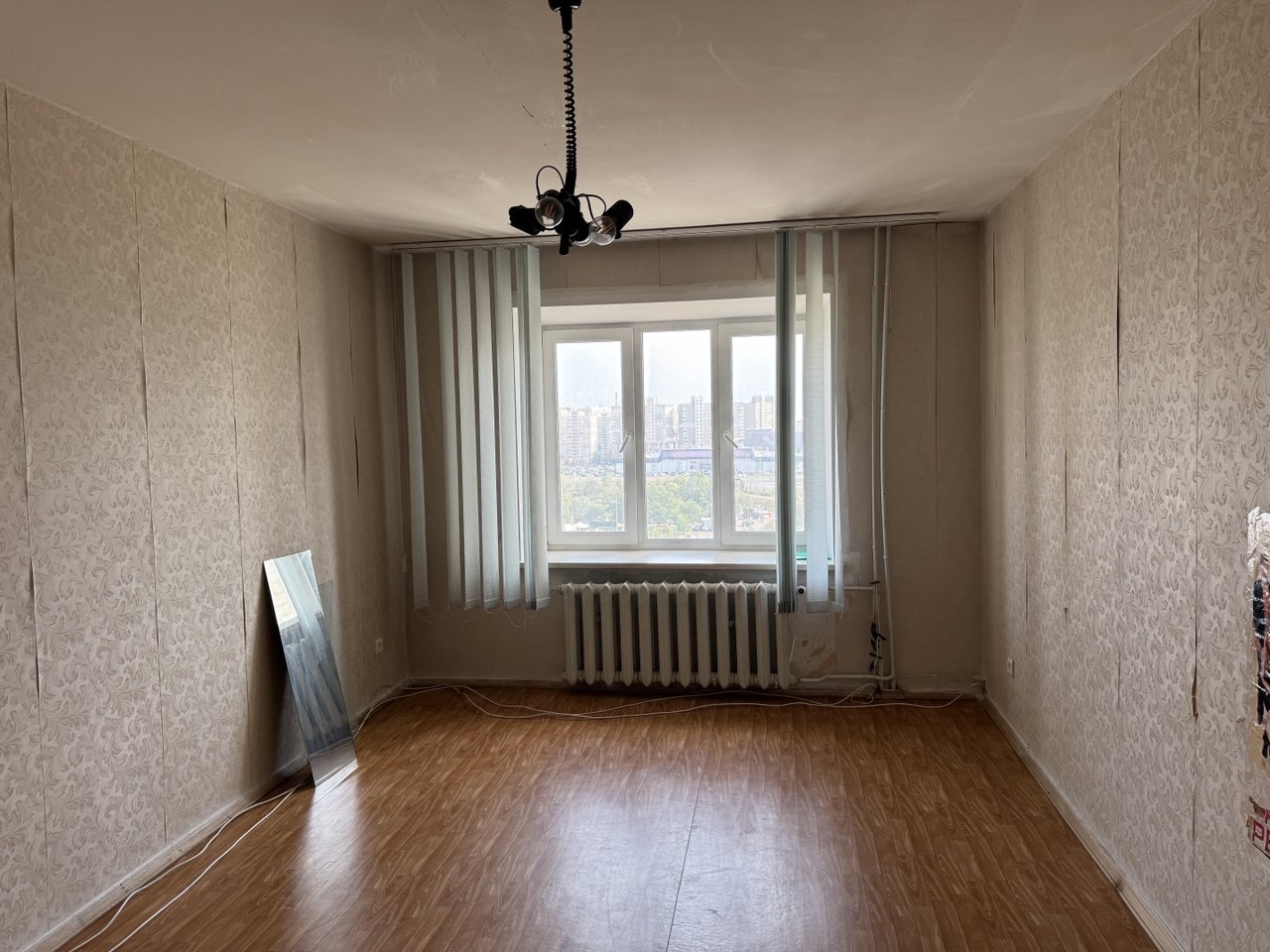 Продажа 2-комнатной квартиры 64 м², Драгоманова ул., 44А