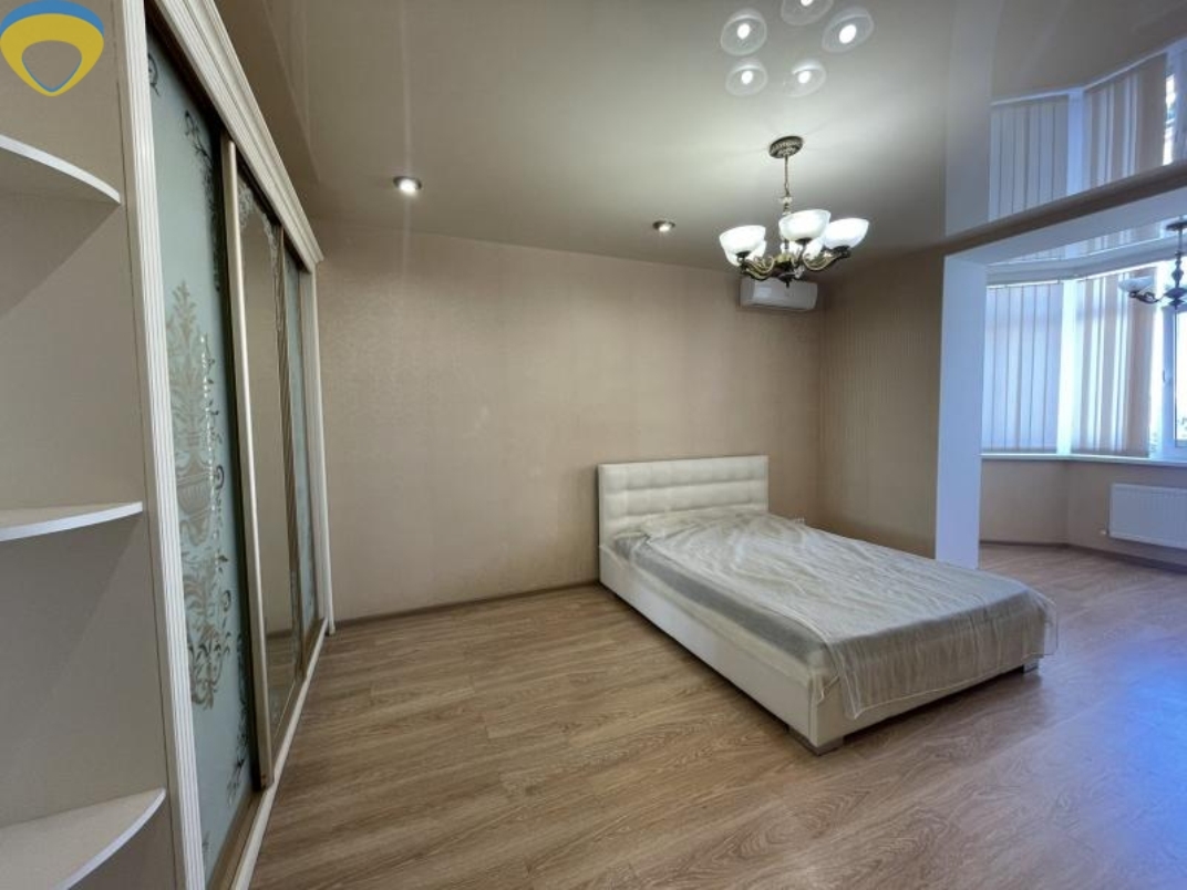 Продажа 1-комнатной квартиры 49 м², Маршала Говорова ул.