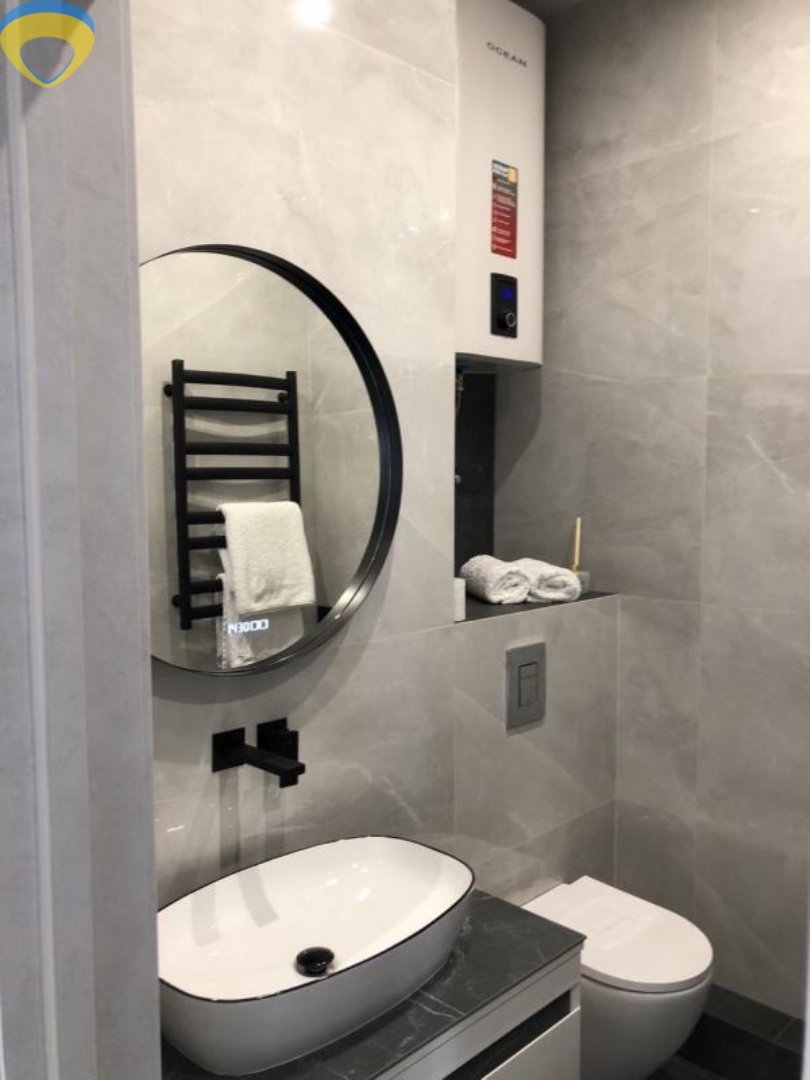Продажа 2-комнатной квартиры 60 м², Академика Филатова ул.