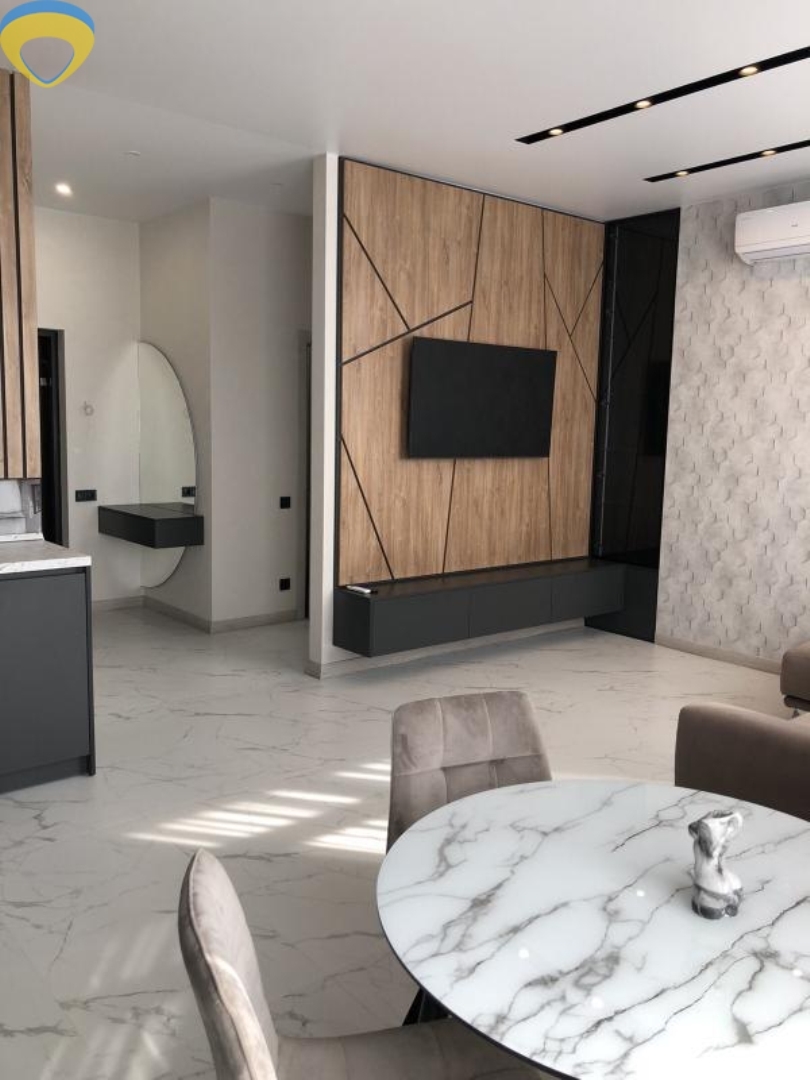 Продажа 2-комнатной квартиры 60 м², Академика Филатова ул.