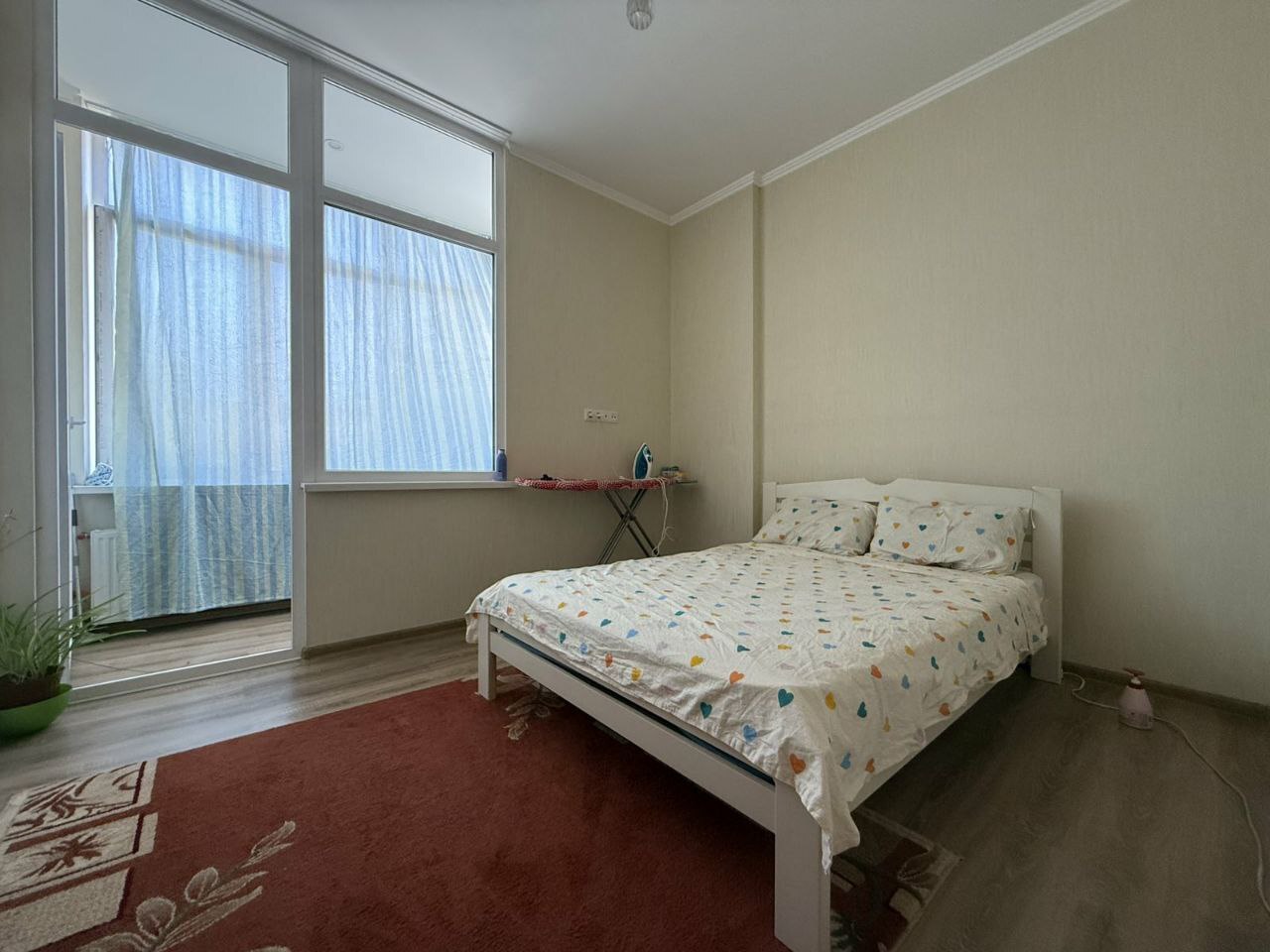 Продажа 3-комнатной квартиры 80 м², Средняя ул., 54