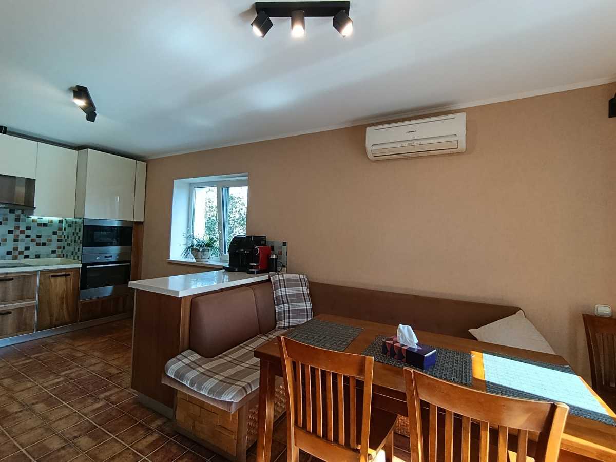 Продажа дома 168.2 м², Медоносная ул., 33